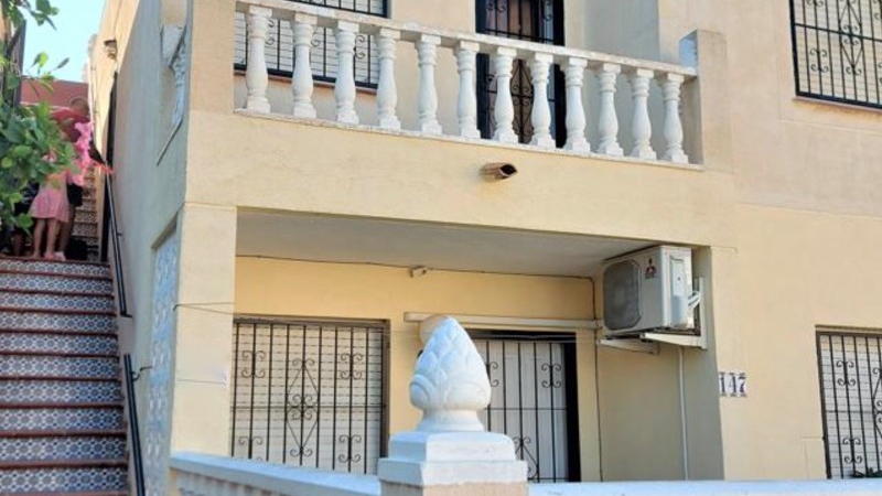 Apartment/Bungalow - Resale - Torrevieja  - El Limonar