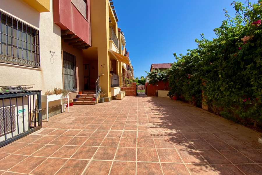Resale - Apartamento/Bungalow - Orihuela Costa - Lomas de Cabo Roig