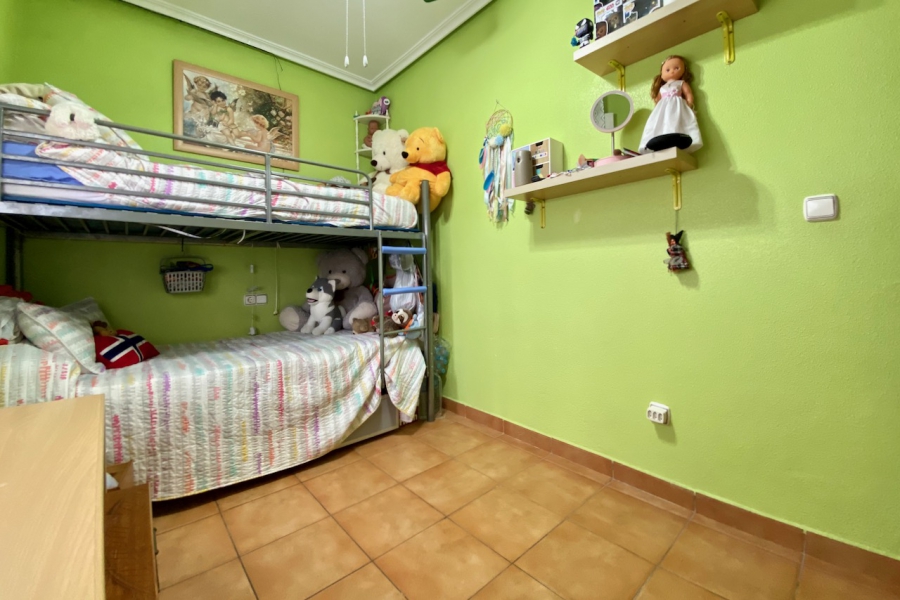 Resale - Apartamento/Bungalow - Torrevieja  - Aguas Nuevas