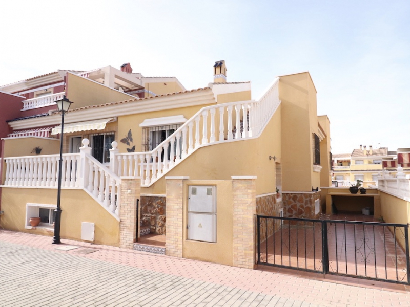 Duplex / Adosado - Resale - Torrevieja  - EC02570