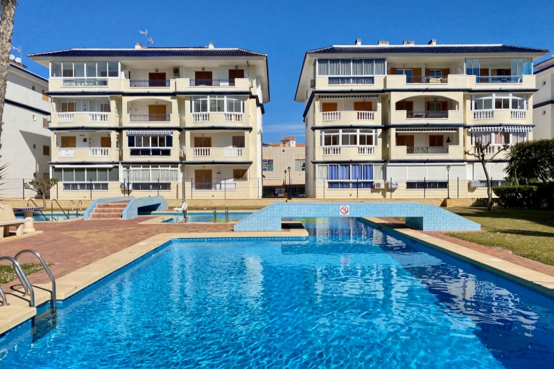 Apartamento/Bungalow - Resale - Torrevieja  - La Mata