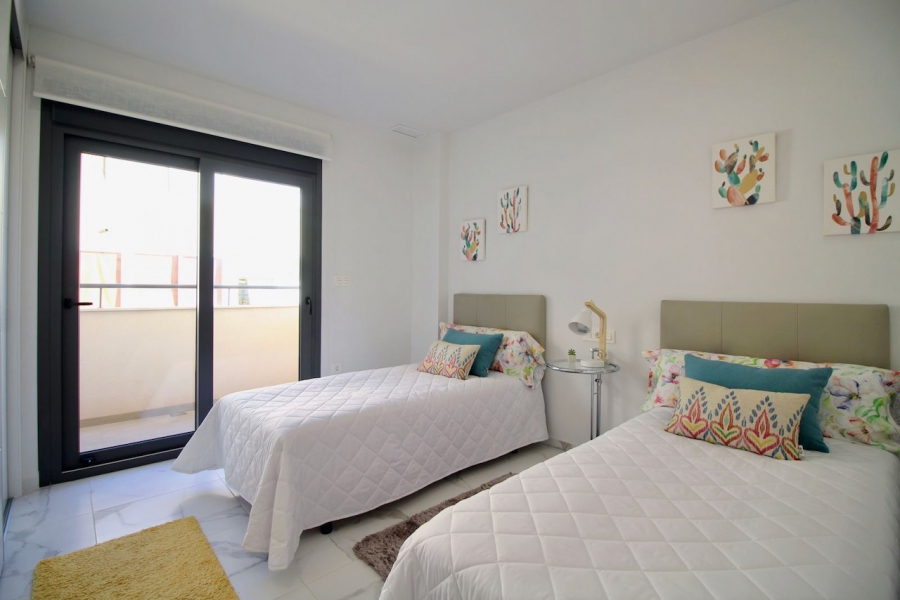 Resale - Apartment/Bungalow - Torrevieja  - Playa del Cura