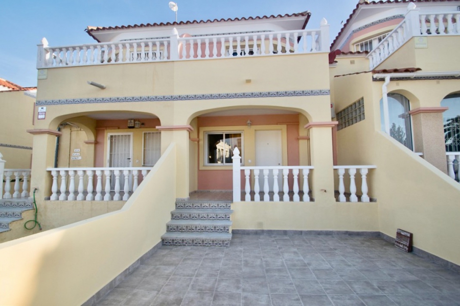 Resale - Townhouse / Duplex - Orihuela Costa - Villamartin