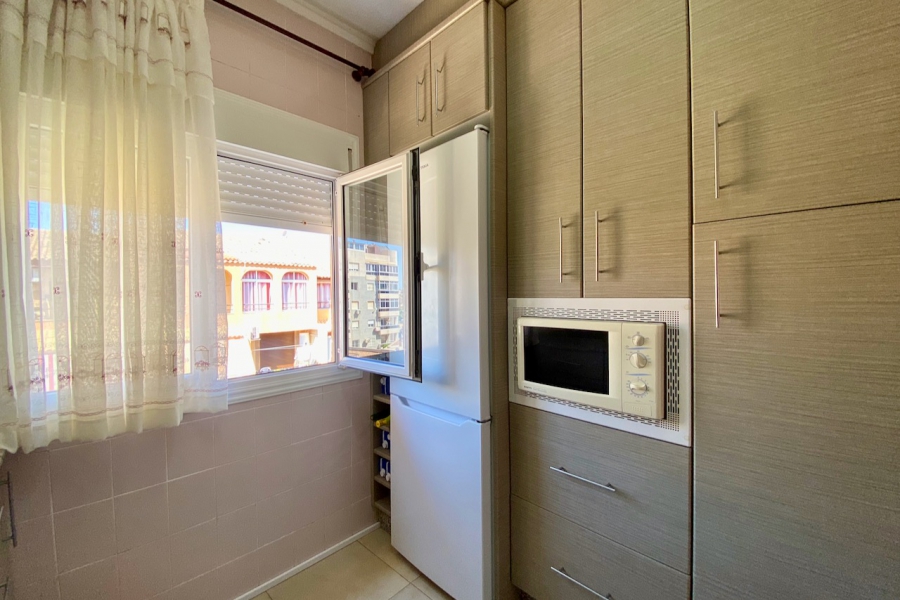Resale - Lägenhet / Bungalow  - Torrevieja  - Aguas Nuevas