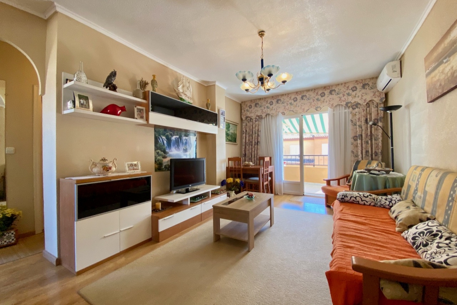 Resale - Lägenhet / Bungalow  - Torrevieja  - Aguas Nuevas