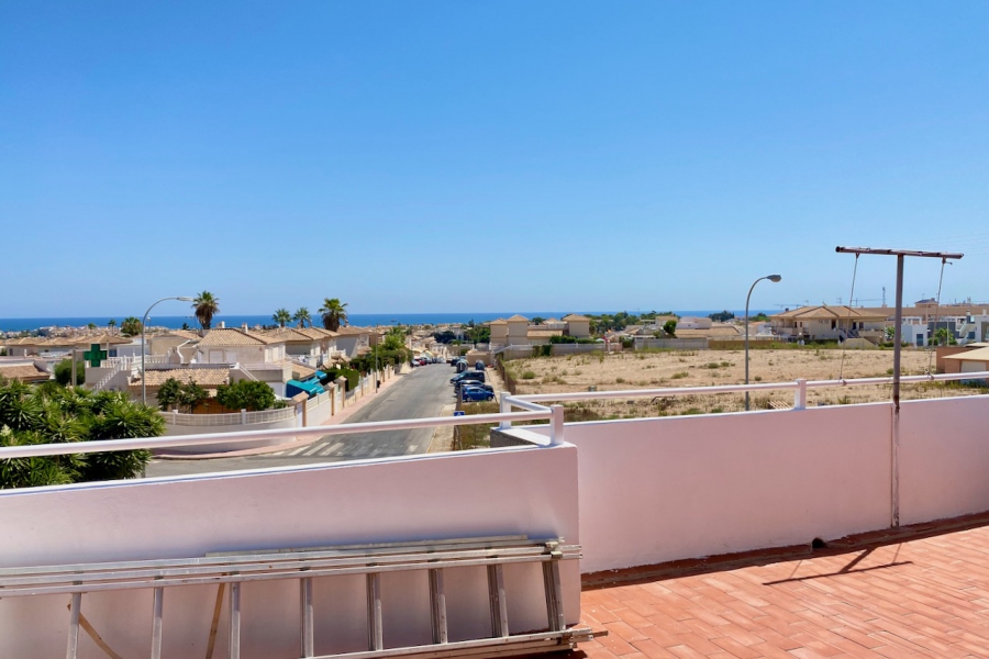 Resale - Duplex / Adosado - Orihuela Costa - Los Altos 