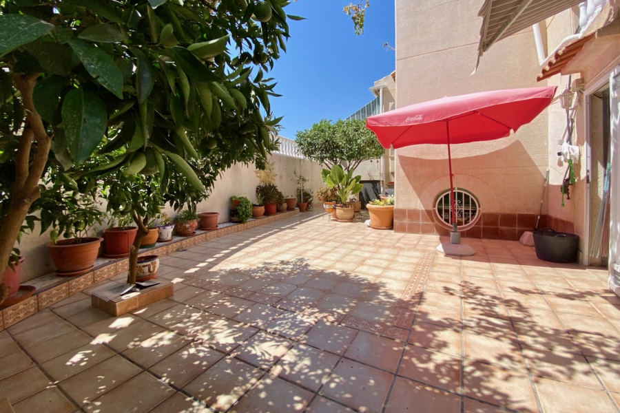 Resale - Duplex / Adosado - Orihuela Costa - Los Altos 