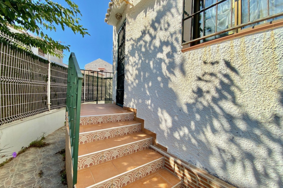 Resale - Townhouse / Duplex - Torrevieja  - Calas Blancas