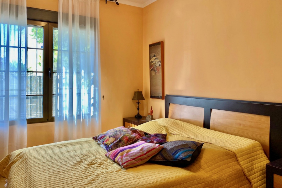 Resale - Townhouse / Duplex - Torrevieja  - Calas Blancas