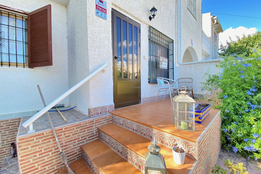 Resale - Townhouse / Duplex - Torrevieja  - Calas Blancas