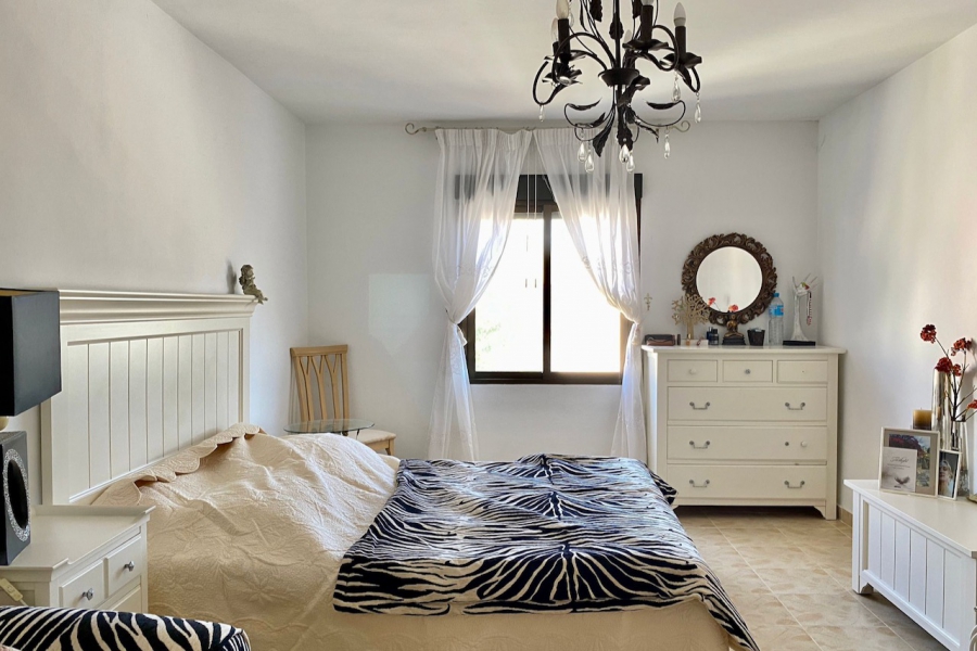 Resale - Townhouse / Duplex - Torrevieja  - Calas Blancas