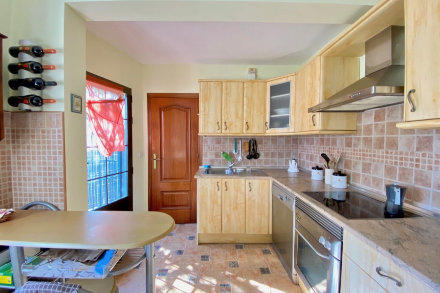 Resale - Townhouse / Duplex - Torrevieja  - Calas Blancas