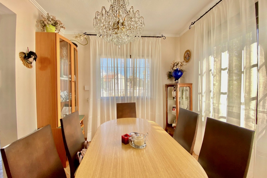 Resale - Townhouse / Duplex - Torrevieja  - Calas Blancas
