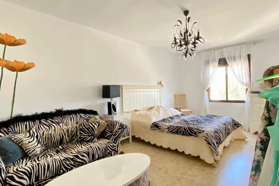 Resale - Townhouse / Duplex - Torrevieja  - Calas Blancas