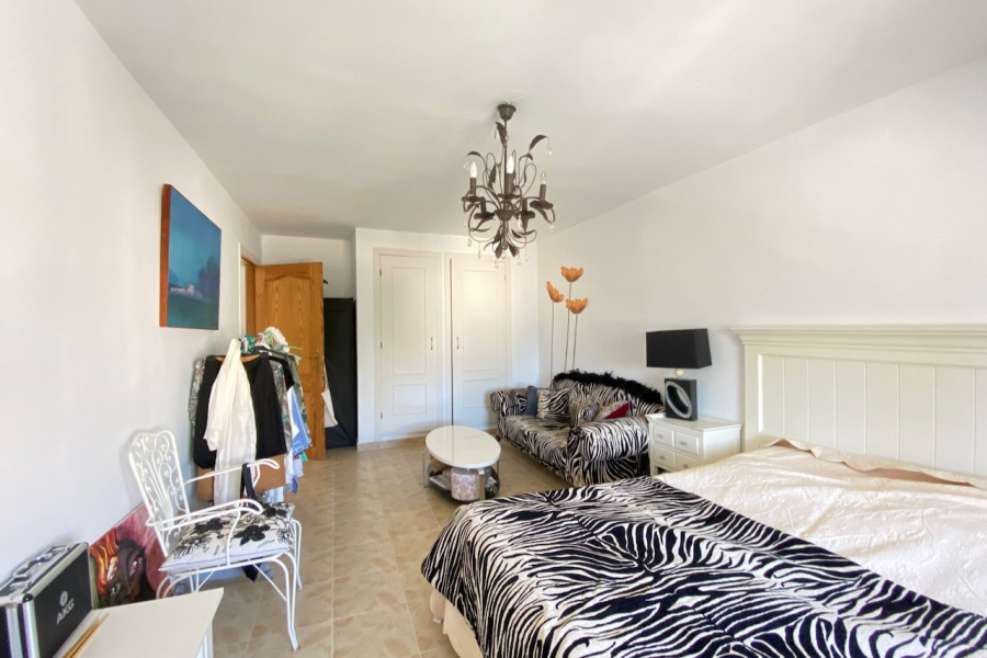 Resale - Townhouse / Duplex - Torrevieja  - Calas Blancas