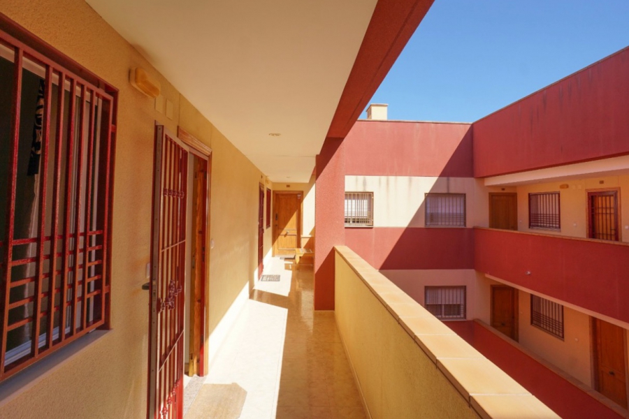Resale - Apartment/Bungalow - Torrevieja  - La Mata