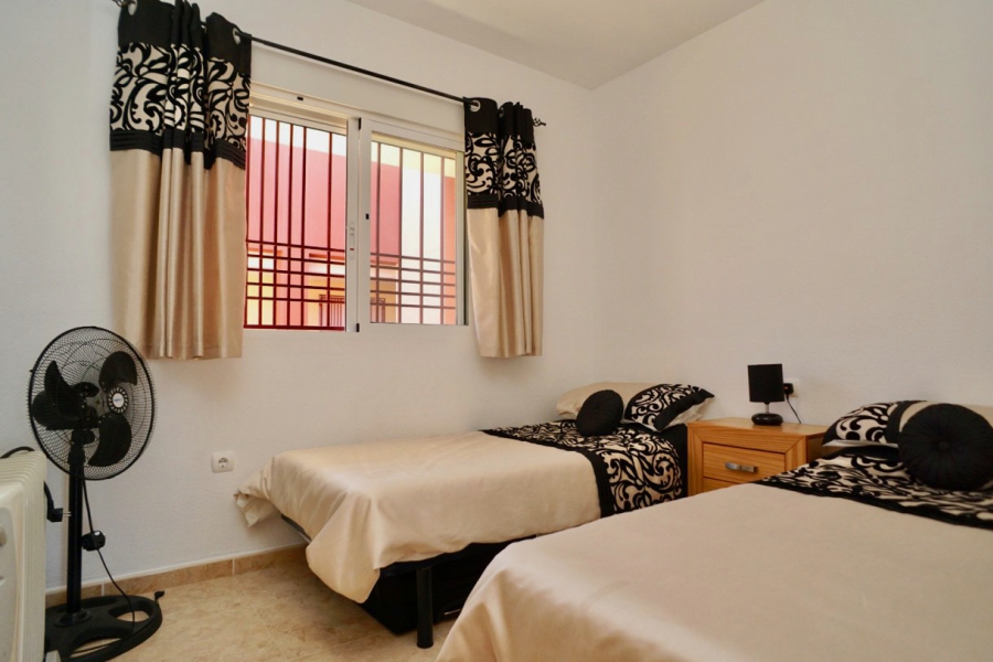 Resale - Apartment/Bungalow - Torrevieja  - La Mata