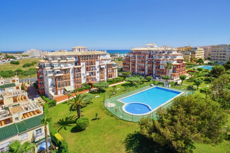 Resale - Apartment/Bungalow - Torrevieja  - La Mata