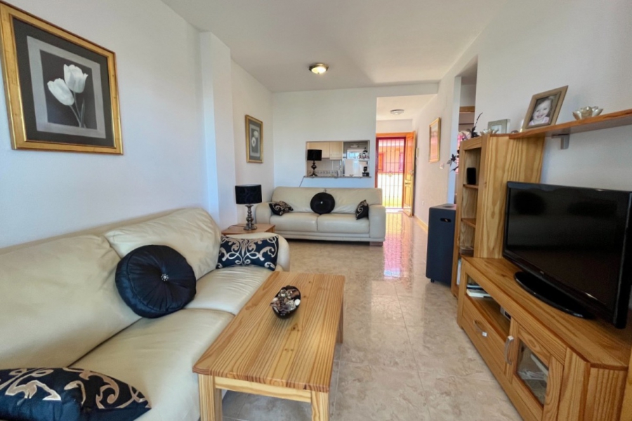 Resale - Apartment/Bungalow - Torrevieja  - La Mata