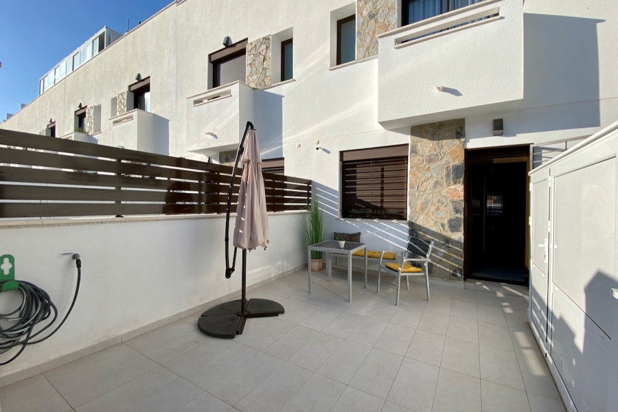 Resale - Townhouse / Duplex - Torrevieja  - Torreta Florida