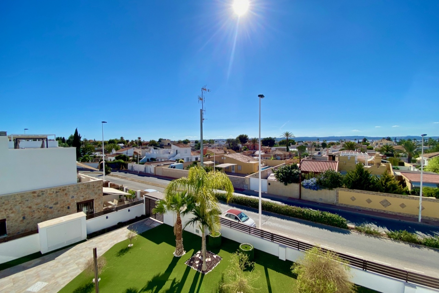 Resale - Townhouse / Duplex - Torrevieja  - Torreta Florida