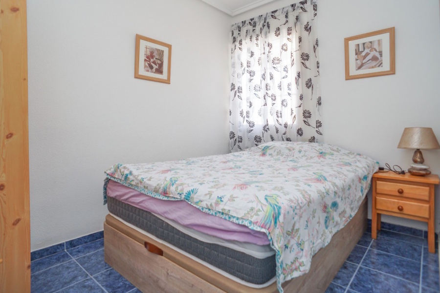 Resale - Apartment/Bungalow - Torrevieja  - Aguas Nuevas