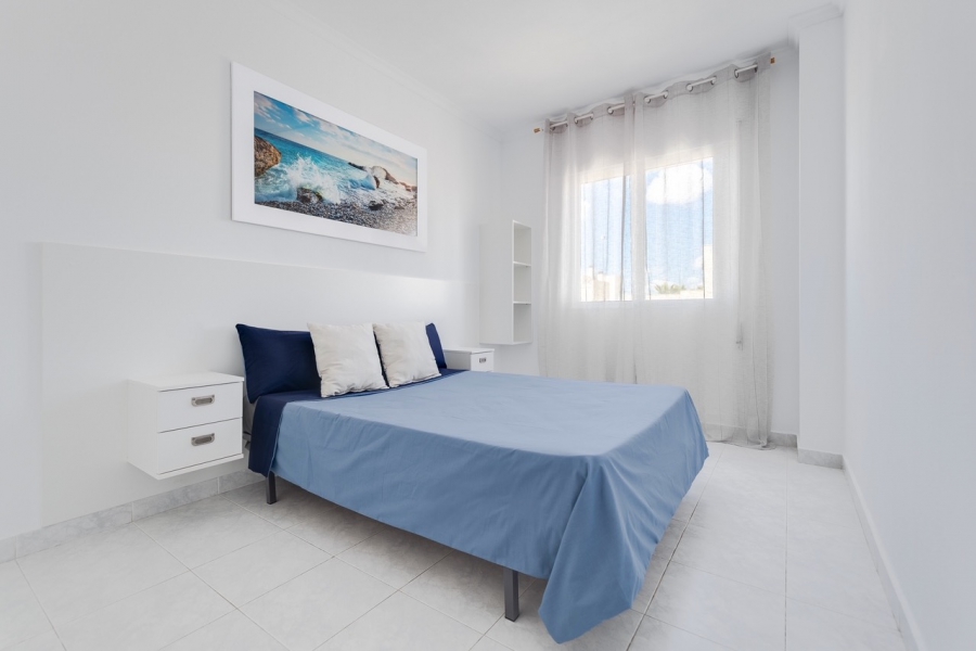 Resale - Apartment/Bungalow - Torrevieja  - Aguas Nuevas