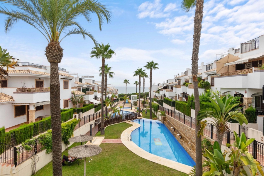 Resale - Lägenhet / Bungalow  - Torrevieja  - Azul Beach