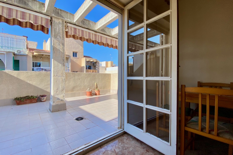 Resale - Apartamento/Bungalow - Torrevieja  - Los Locos