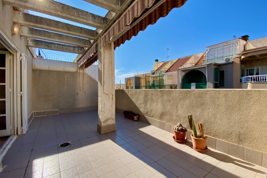 Resale - Apartamento/Bungalow - Torrevieja  - Los Locos