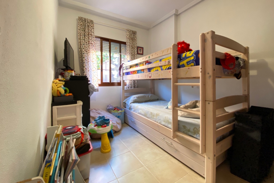 Resale - Apartment/Bungalow - Torrevieja  - Aguas Nuevas