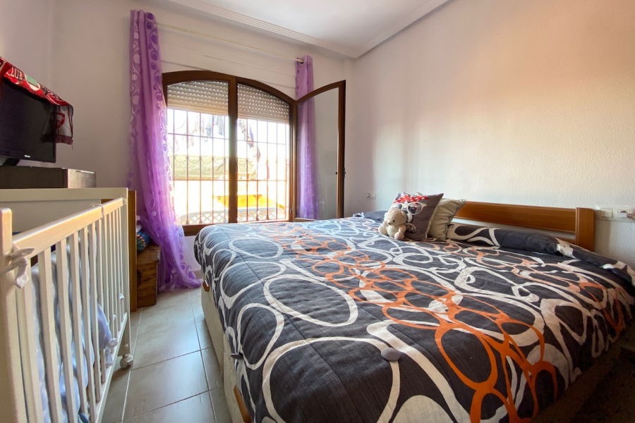 Resale - Apartment/Bungalow - Torrevieja  - Aguas Nuevas