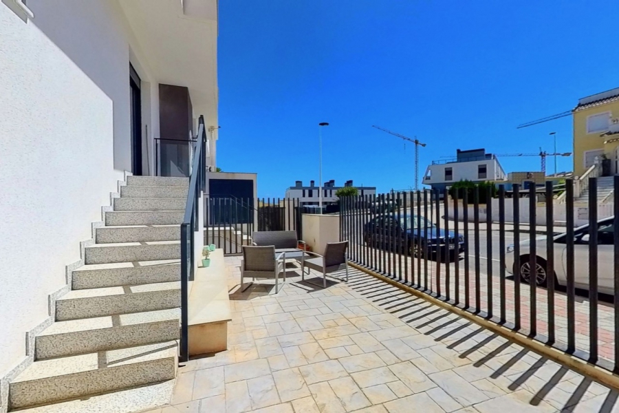 Resale - Lägenhet / Bungalow  - Alicante - Gran Alacant