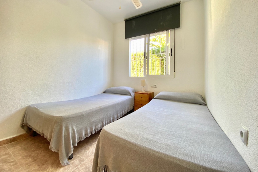 Resale - Lägenhet / Bungalow  - Torrevieja  - Aguas Nuevas