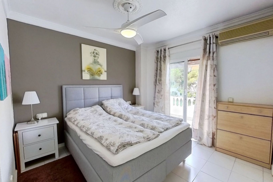 Resale - Villa / Semi detached - Orihuela Costa - Villamartin