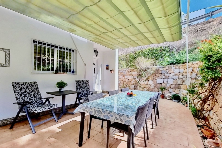 Resale - Villa / Semi detached - Orihuela Costa - Villamartin