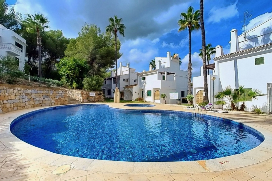 Resale - Villa / Semi detached - Orihuela Costa - Villamartin