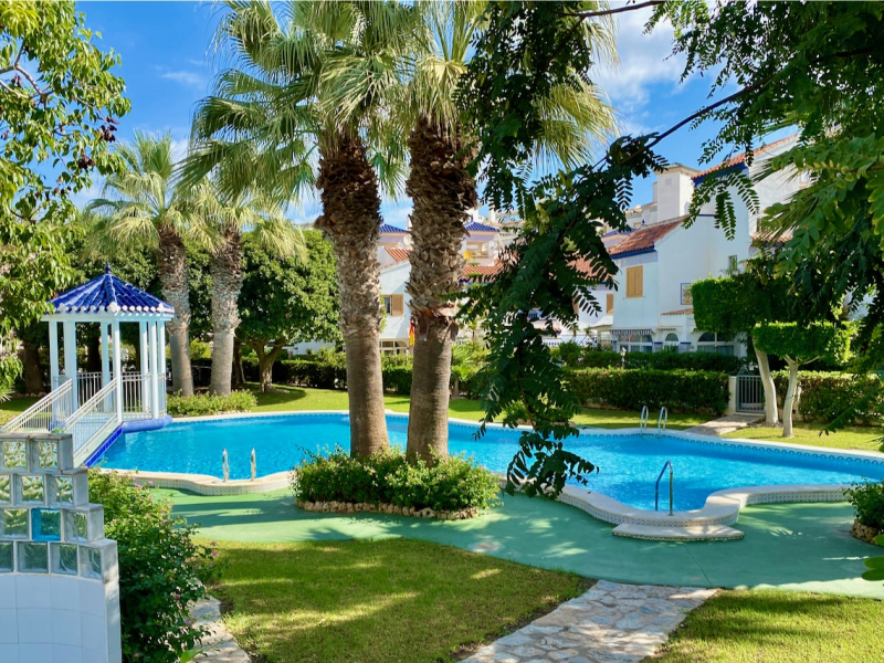 Apartament/Bungalow - Z drugiej ręki - Torrevieja  - E00969-7- SOLD!