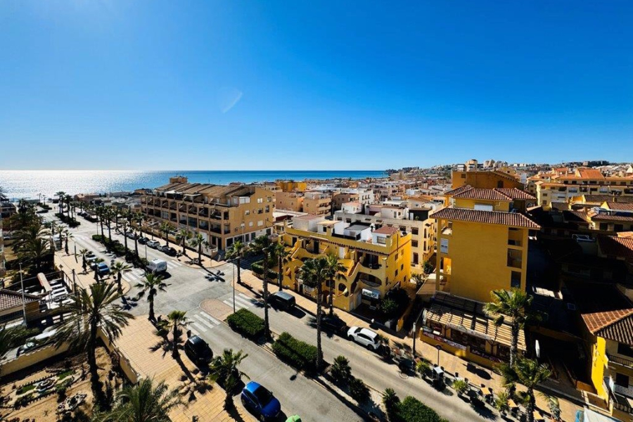 Resale - Apartamento/Bungalow - Torrevieja  - La Mata