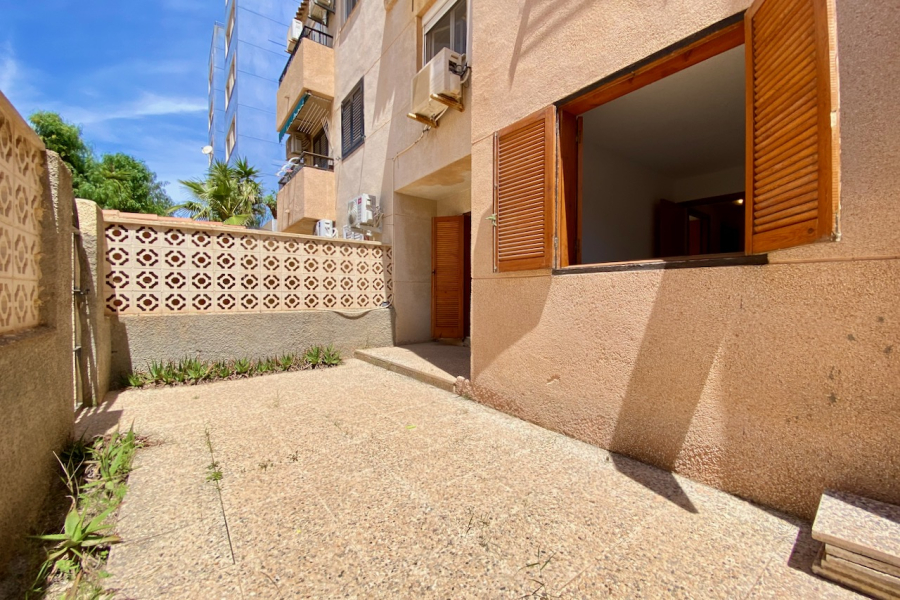 Resale - Lägenhet / Bungalow  - Torrevieja  - Aguas Nuevas