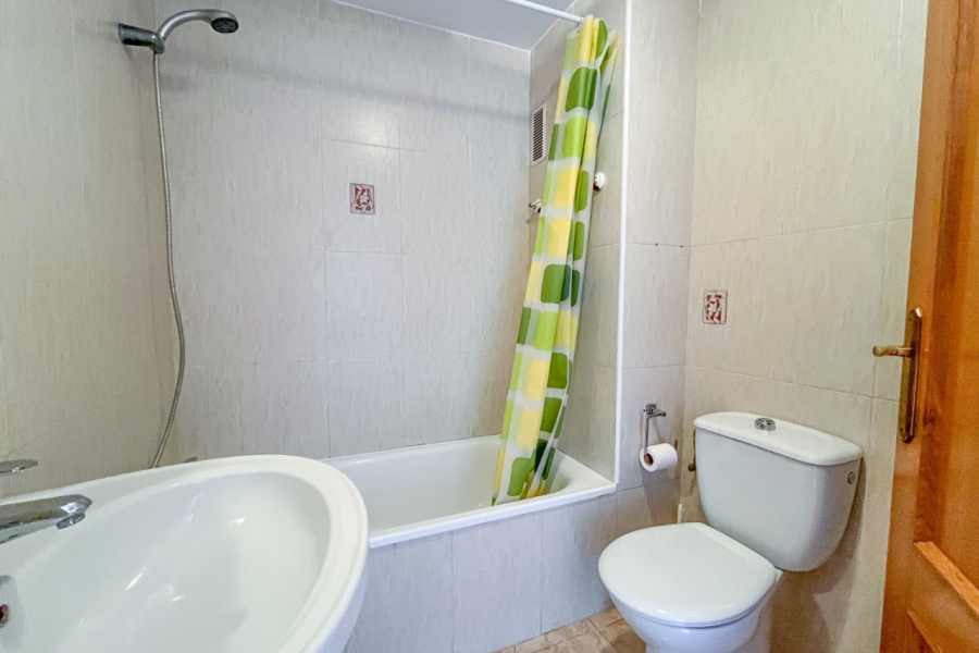 Resale - Apartamento/Bungalow - Torrevieja  - Aguas Nuevas