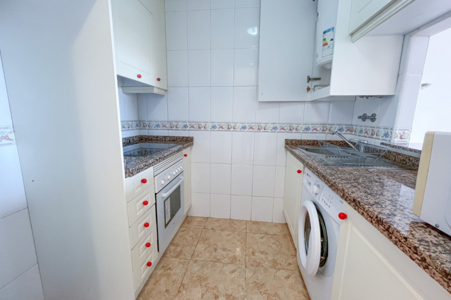 Resale - Apartamento/Bungalow - Torrevieja  - Aguas Nuevas