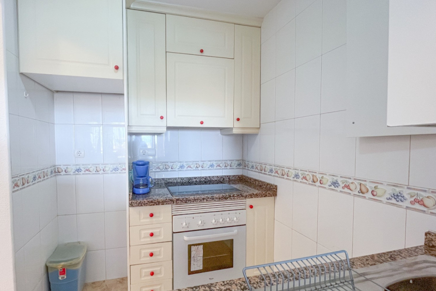 Resale - Apartment/Bungalow - Torrevieja  - Aguas Nuevas