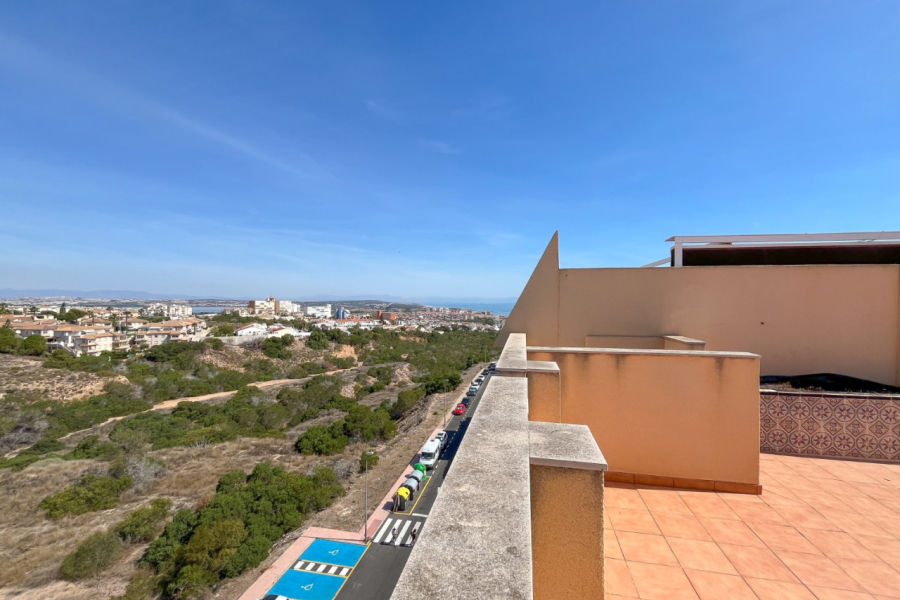 Resale - Apartamento/Bungalow - Torrevieja  - Aguas Nuevas