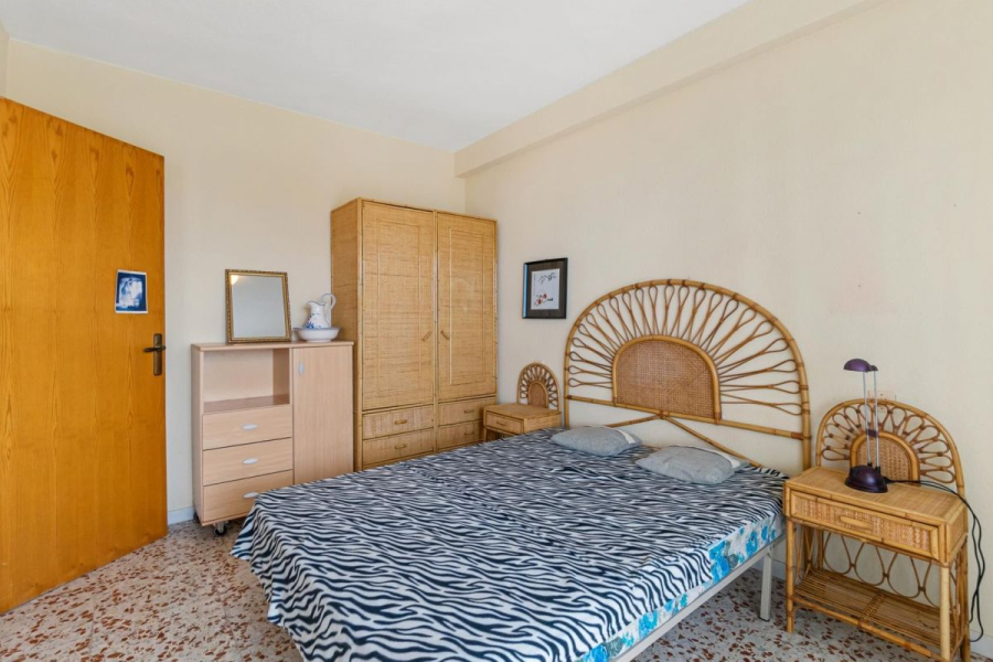 Resale - Lägenhet / Bungalow  - Torrevieja  - Cabo Cervera