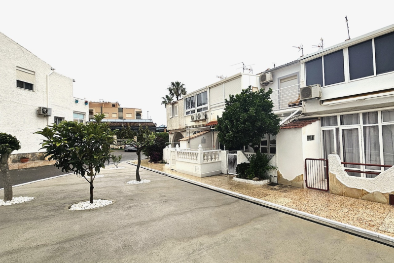 Townhouse / Duplex - Resale - Torrevieja  - Cabo Cervera
