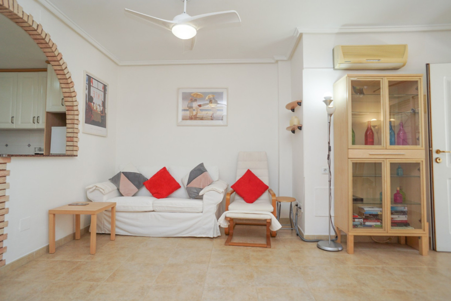 Resale - Apartamento/Bungalow - Torrevieja  - Aguas Nuevas