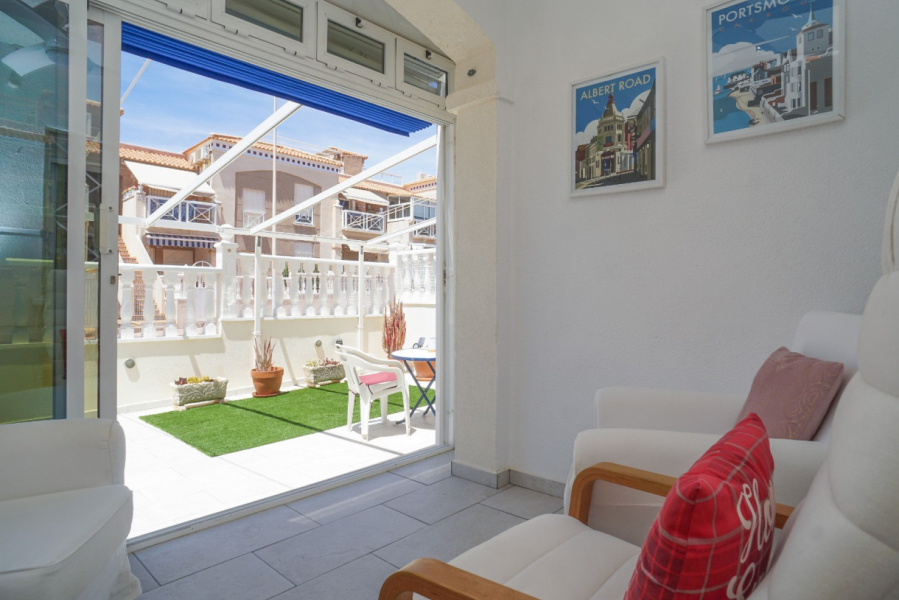 Resale - Apartamento/Bungalow - Torrevieja  - Aguas Nuevas