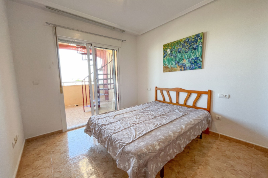 Resale - Apartment/Bungalow - Torrevieja  - Aguas Nuevas