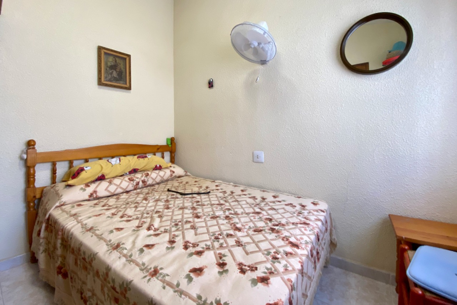 Resale - Apartamento/Bungalow - Torrevieja  - Lomas del Mar